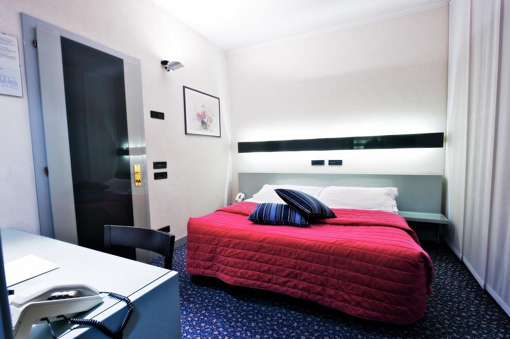 Hotel Michelangelo Μπιέλλα Δωμάτιο φωτογραφία