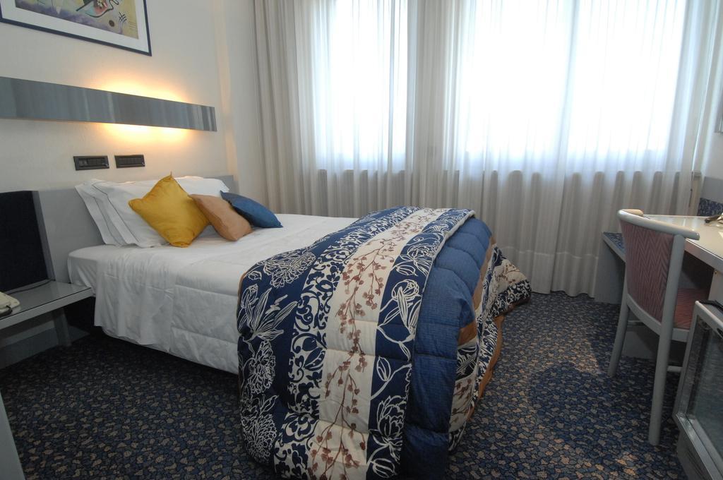 Hotel Michelangelo Μπιέλλα Δωμάτιο φωτογραφία
